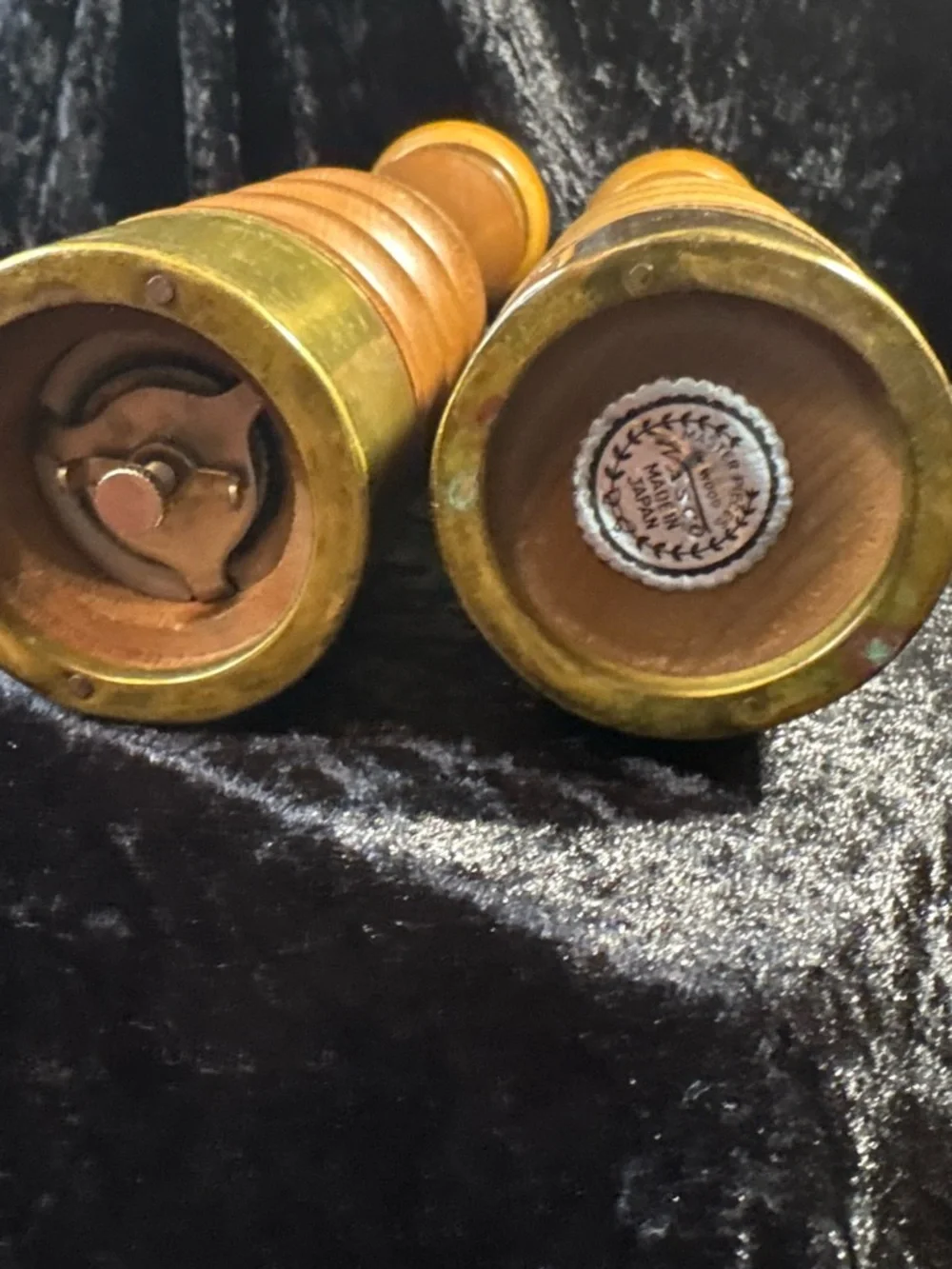 Nasco Vintage Wooden & Brass Salt Shaker and Pepper Grinder Mill Set 70-80’s Era